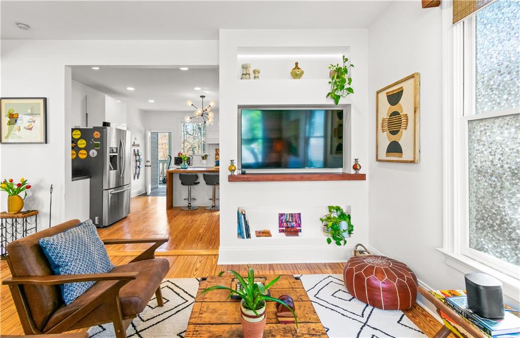 565 Harold Avenue NE