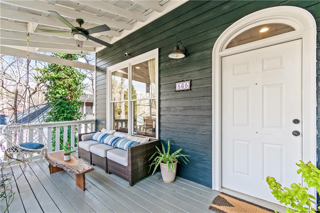 565 Harold Avenue NE