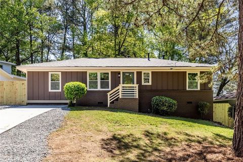 Homes For Sale - 2752 Marco Drive Dr<br/> Atlanta, GA 30318