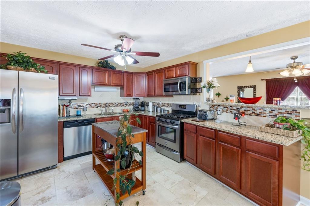 76 Riverbend Trail, Douglasville, Georgia image 15