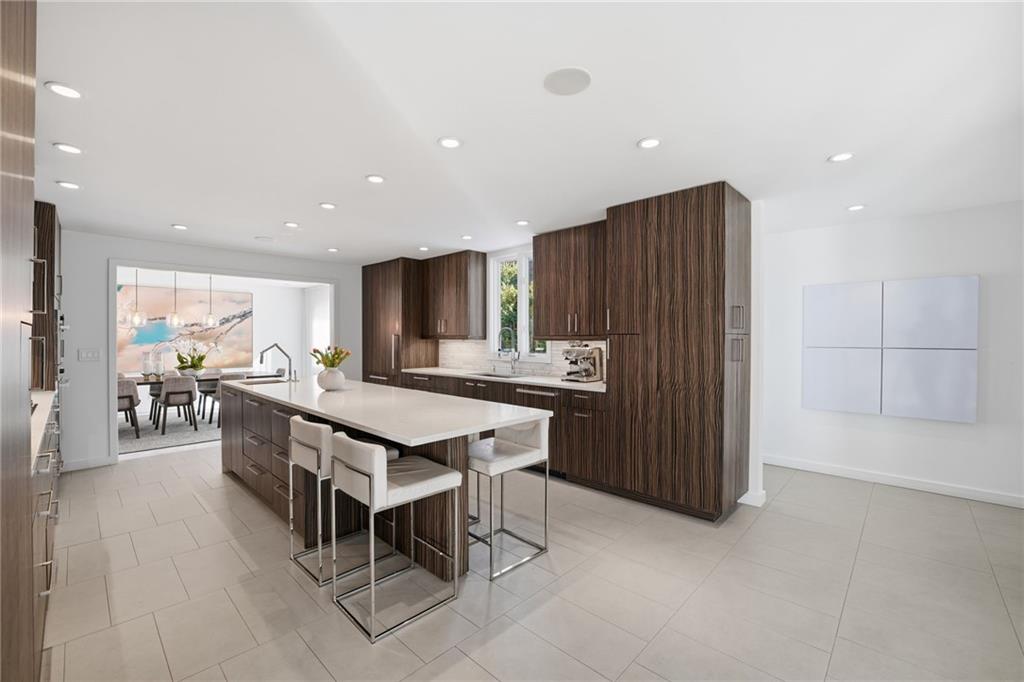 1834 Wildwood Place NE