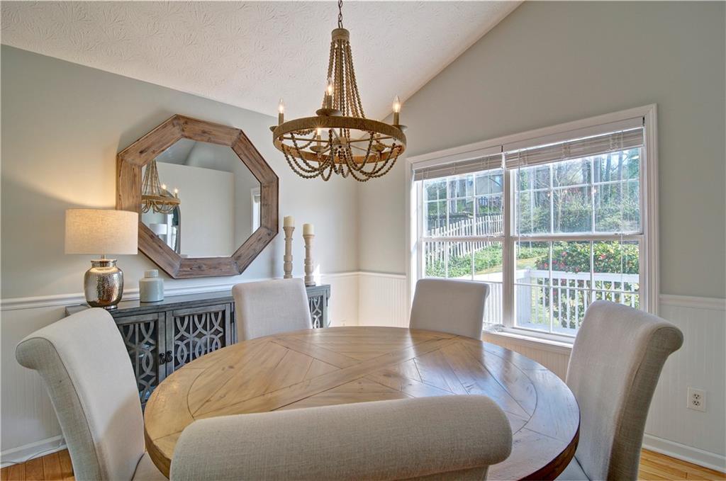2593 Abbotts Glen Drive, Acworth, Georgia image 14