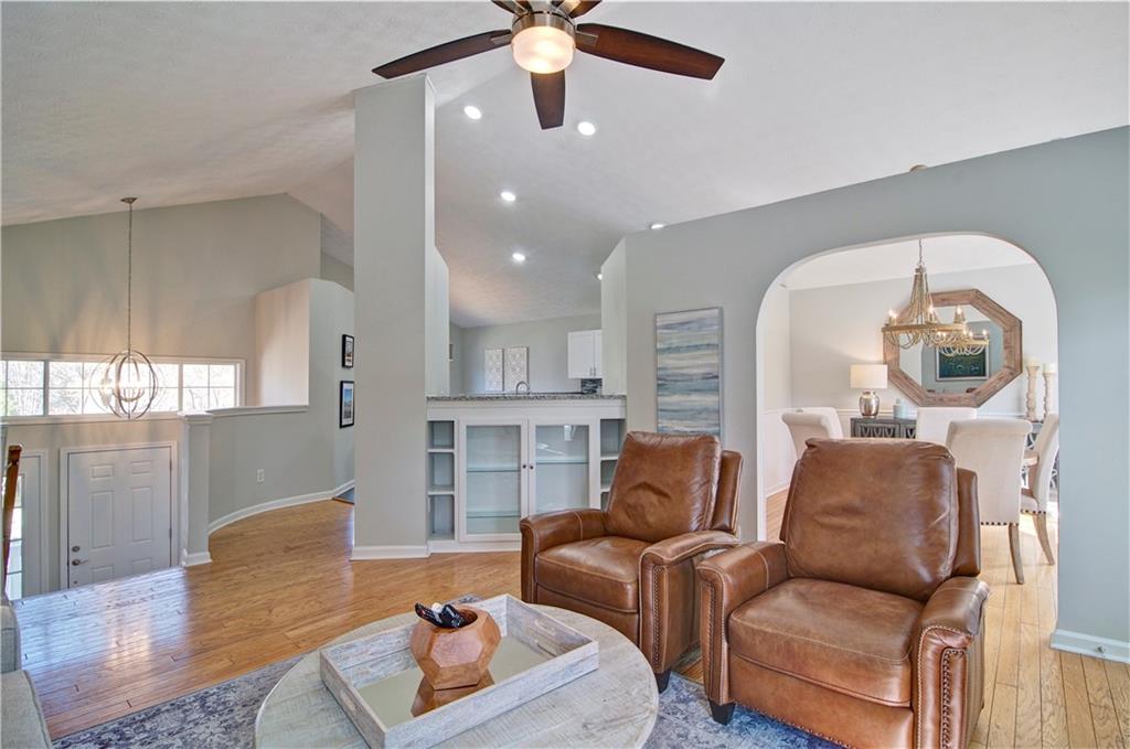 2593 Abbotts Glen Drive, Acworth, Georgia image 13