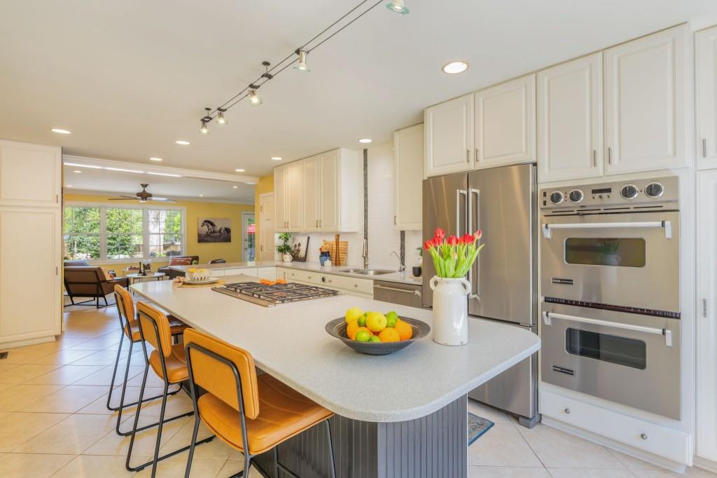 1775 Crestline Drive NE