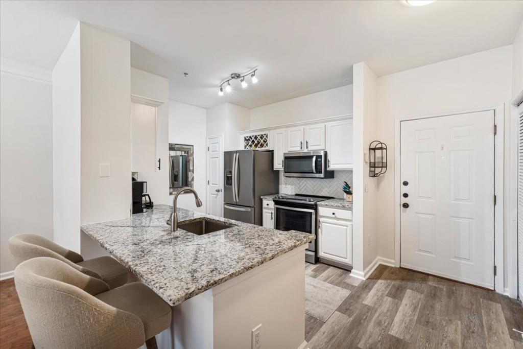 955 Juniper Street NE 3226