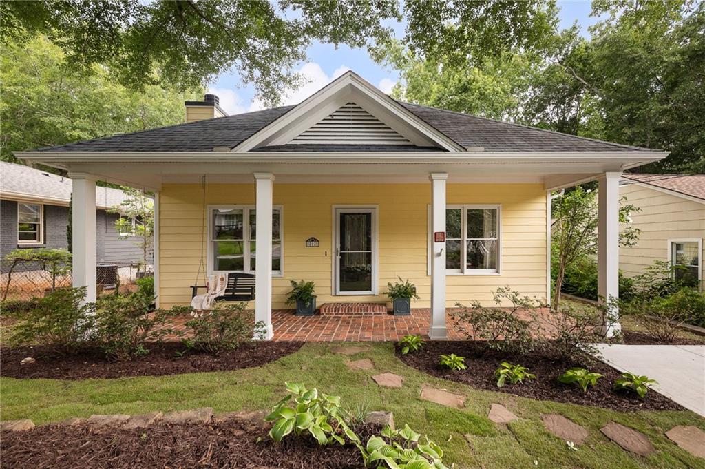 Photo 1 of 26 — 212 Ridgeland Avenue, Decatur, GA 30030