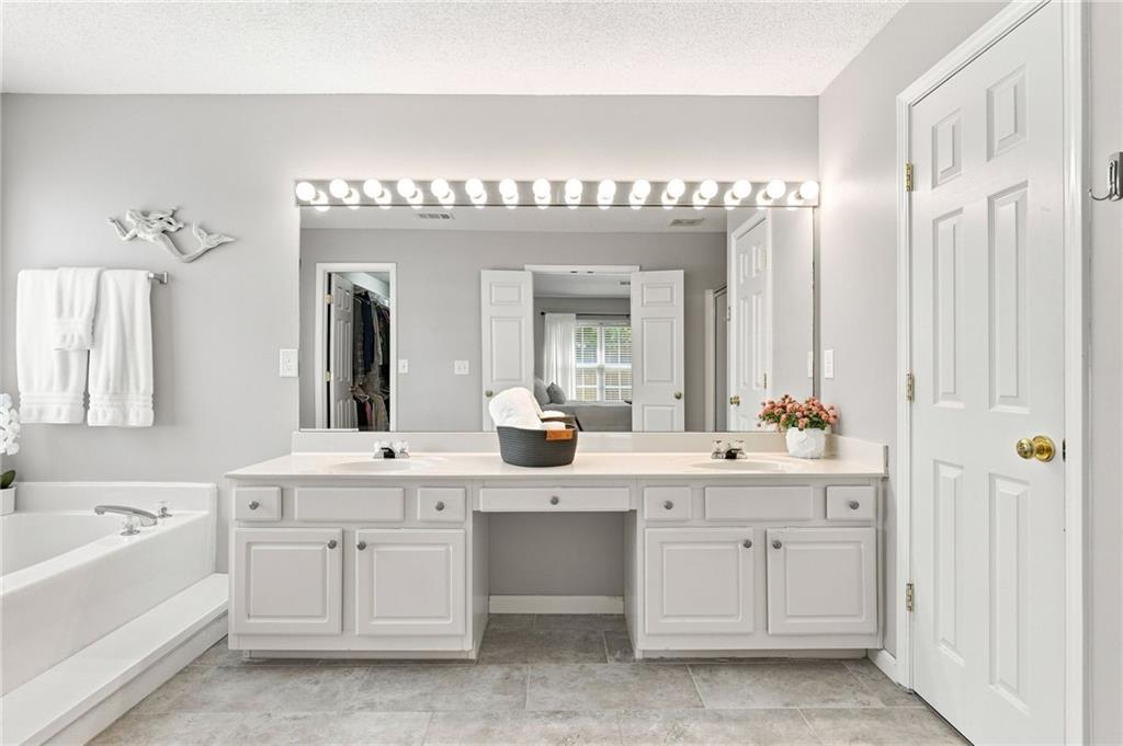 578 Ashland Parkway