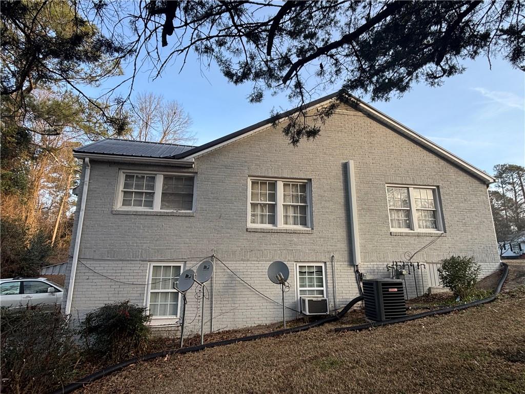 802 N Park St Highway