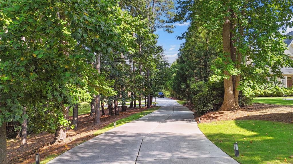 5797 Allee Way