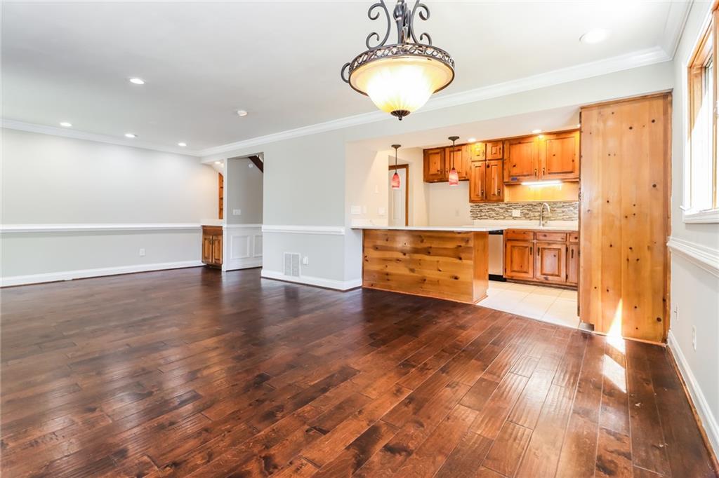 1603 Circlestone Drive, Stone Mountain, Georgia image 4