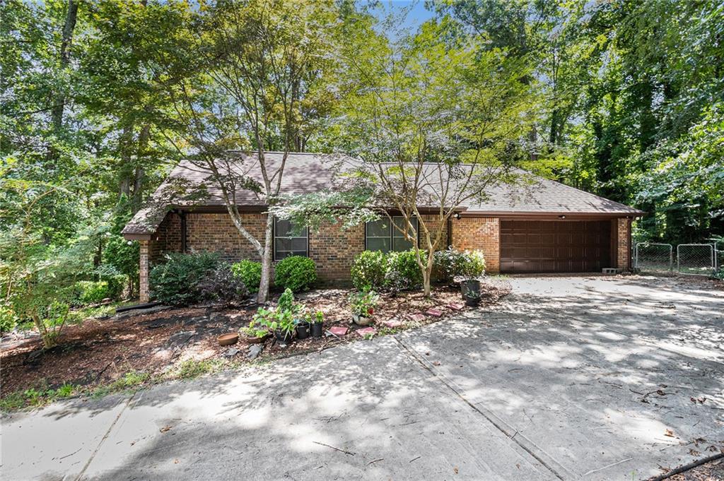 2550 Amalfi Drive