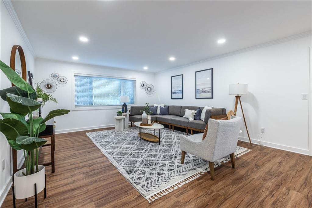 115 Biscayne Drive NW F10