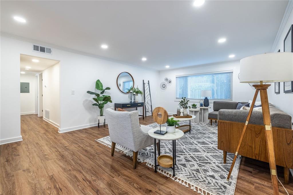 115 Biscayne Drive NW F10