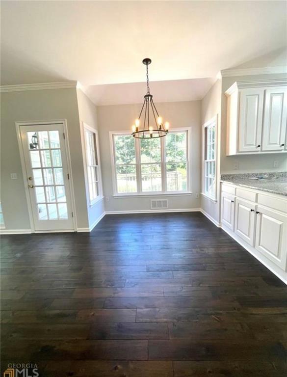180 Shyrewood Drive, Lawrenceville, Georgia image 9