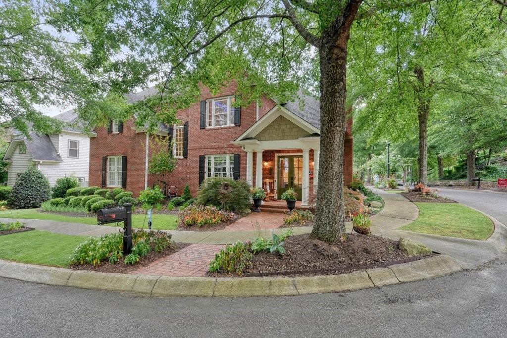 1451 Hedgewood Lane NW