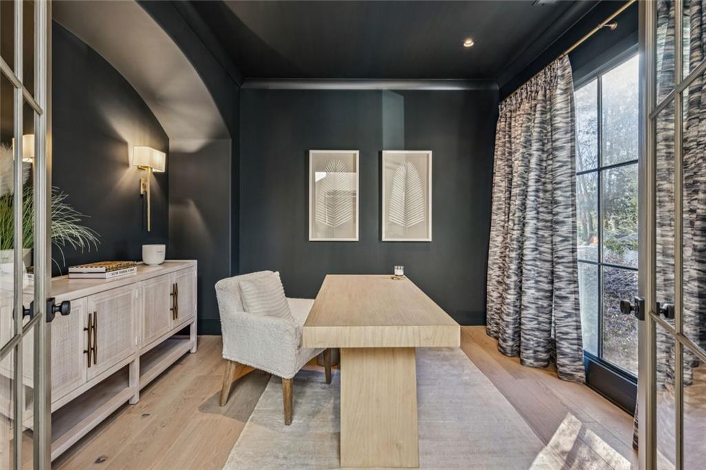 2583 Winding Lane NE