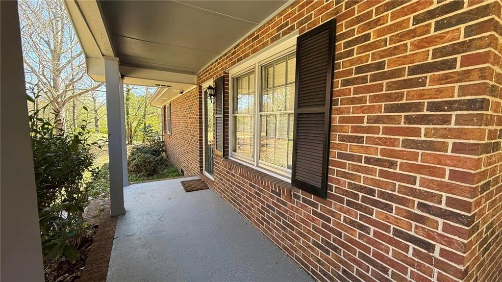858 Idlewood Road, Winder, Georgia image 2