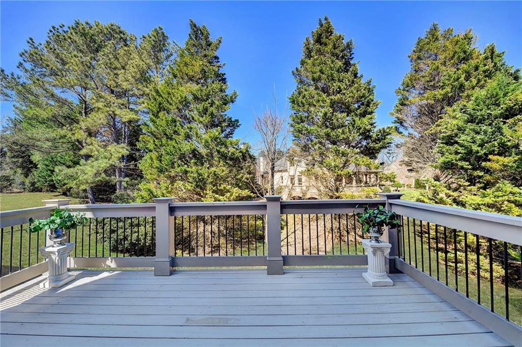 8020 Prestwick Circle