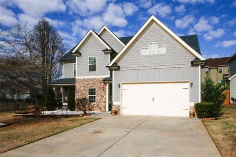 Homes For Sale - 2480 Park Estates Drive<br/> Snellville, GA 30078