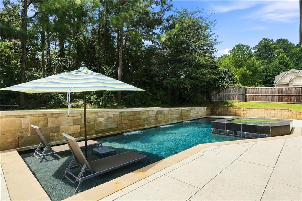 2710 Evan Manor Lane