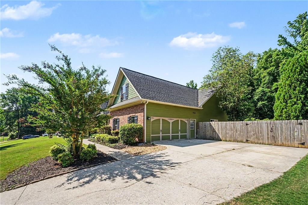 279 Lake Vista Drive