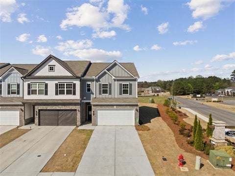 Townhouse For Sale - 62 Professional Place Pl<br/> Calhoun, GA 30701