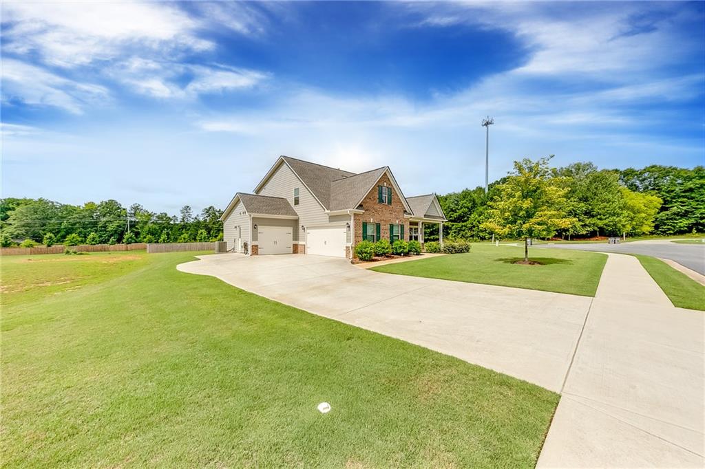 1227 Harper Court, Bogart, Georgia image 2