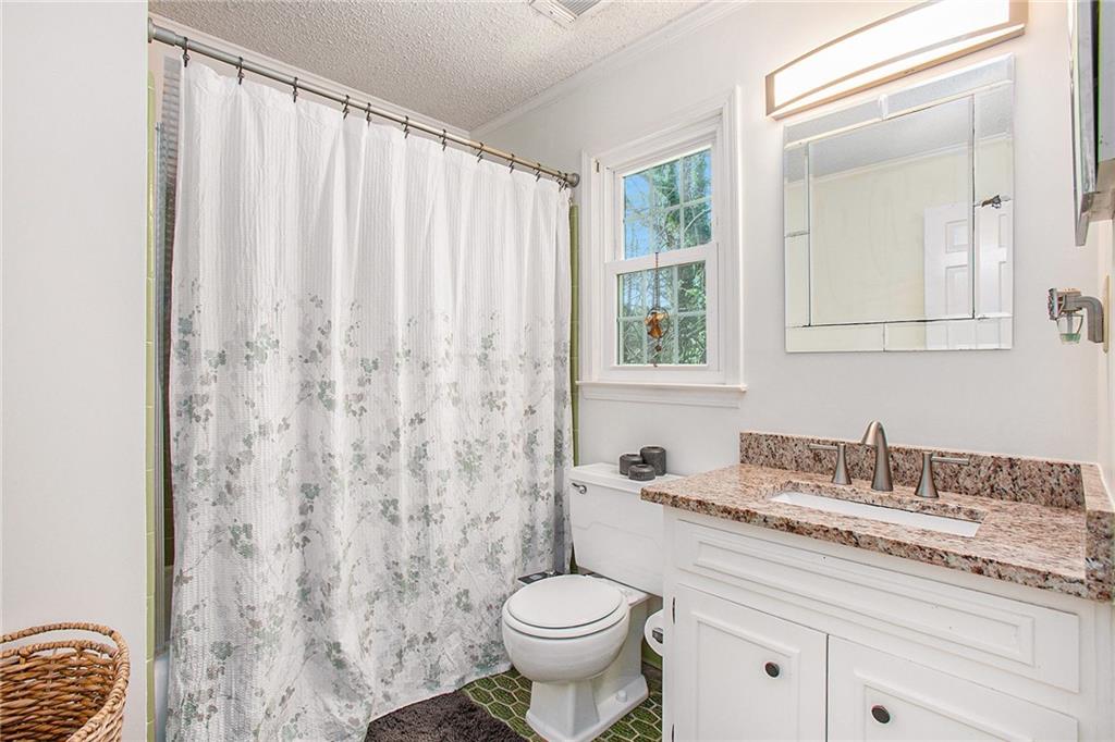2982 Huntshire Place, Atlanta, Georgia image 21