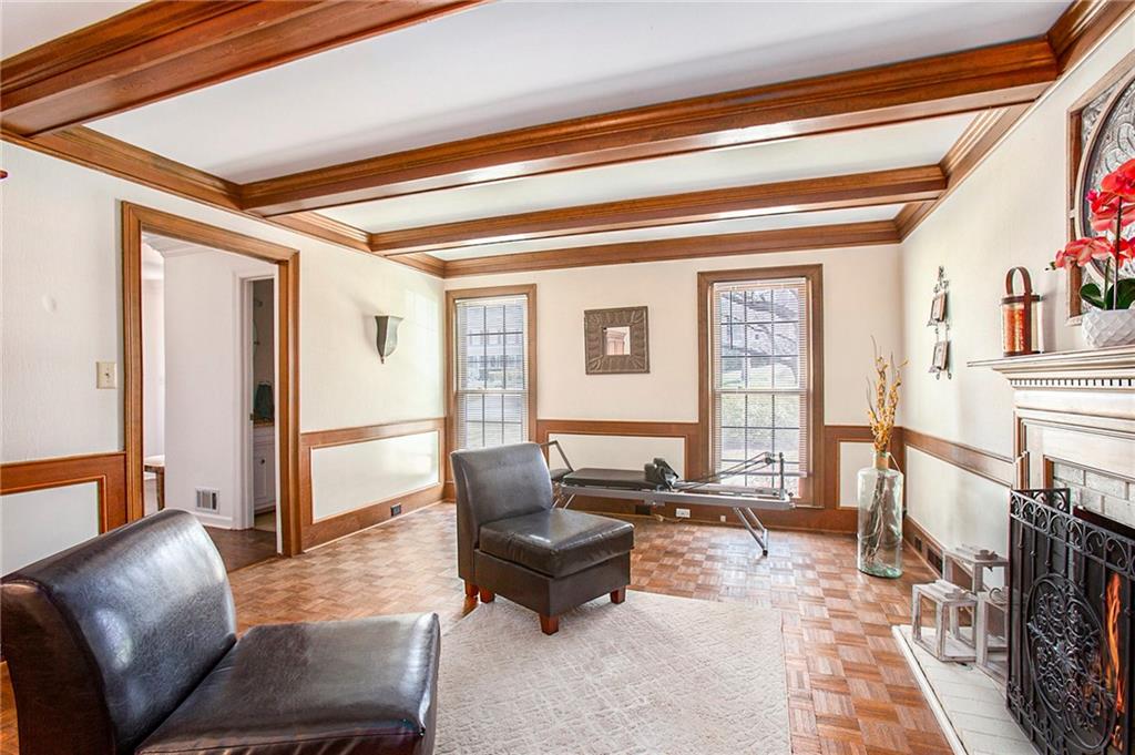 2982 Huntshire Place, Atlanta, Georgia image 11