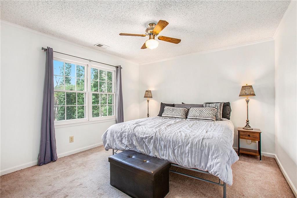2982 Huntshire Place, Atlanta, Georgia image 22