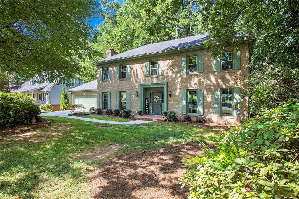 2982 Huntshire Place, Atlanta, Georgia image 3