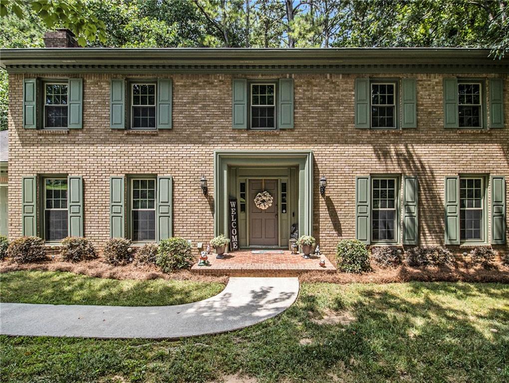 2982 Huntshire Place, Atlanta, Georgia image 2