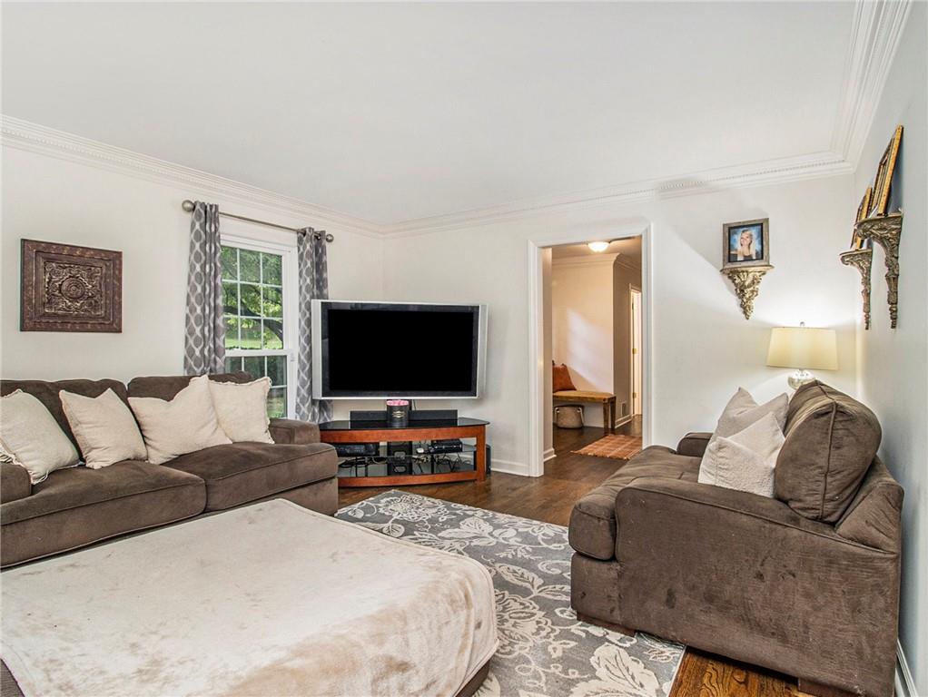 2982 Huntshire Place, Atlanta, Georgia image 7