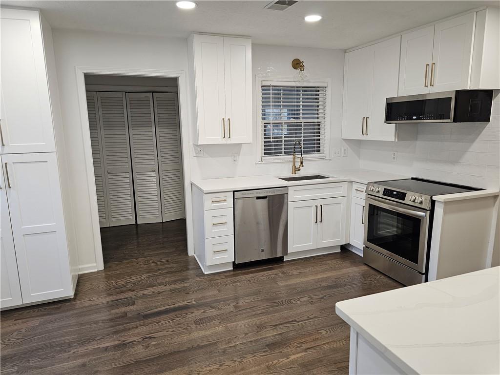 4536 Mountain Creek Drive NE