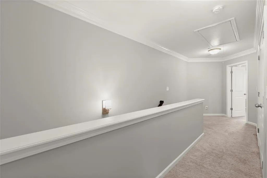 Smyrna, Georgia 30082, United States, 2 Bedrooms Bedrooms, ,4 BathroomsBathrooms,Residential,Coming Soon,221534