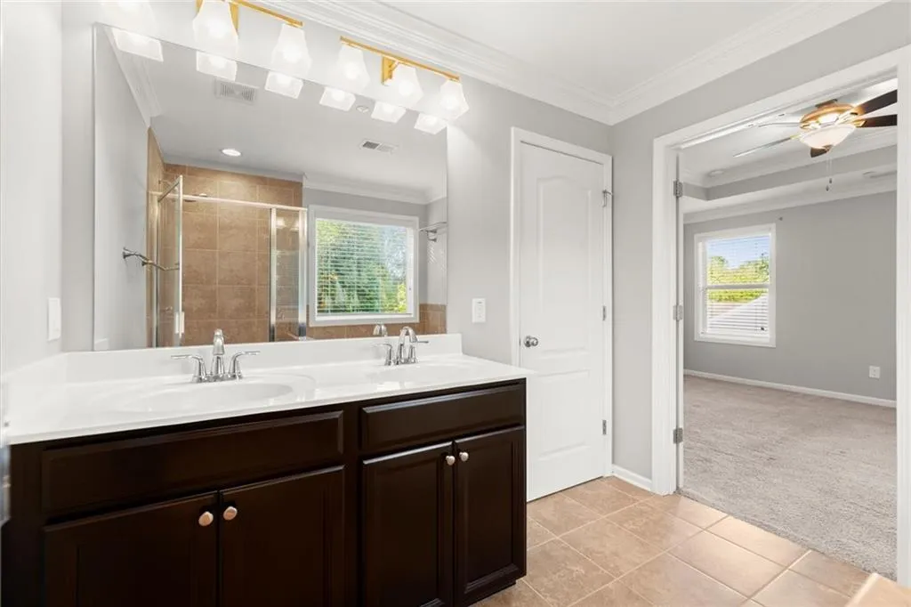 Smyrna, Georgia 30082, United States, 2 Bedrooms Bedrooms, ,4 BathroomsBathrooms,Residential,Coming Soon,221534