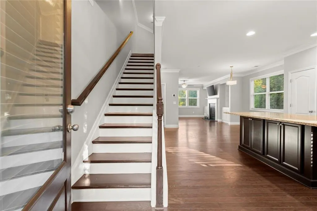 Smyrna, Georgia 30082, United States, 2 Bedrooms Bedrooms, ,4 BathroomsBathrooms,Residential,Coming Soon,221534