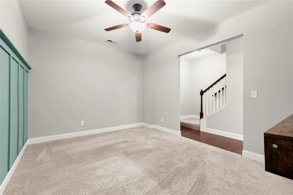 Smyrna, Georgia 30082, United States, 2 Bedrooms Bedrooms, ,4 BathroomsBathrooms,Residential,Coming Soon,221534