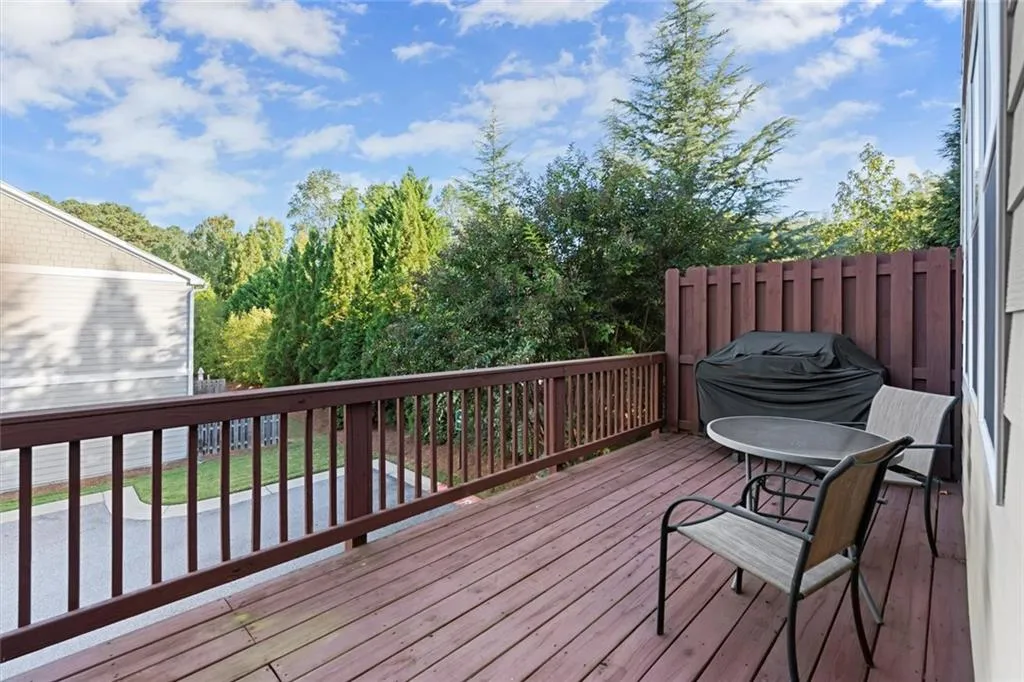 Smyrna, Georgia 30082, United States, 2 Bedrooms Bedrooms, ,4 BathroomsBathrooms,Residential,Coming Soon,221534