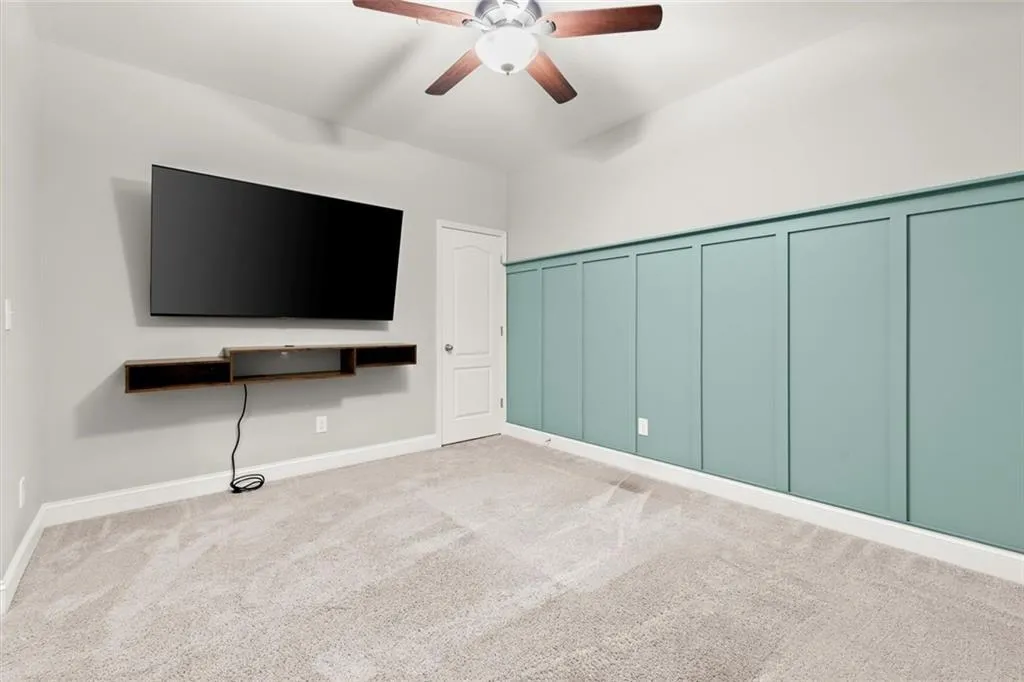 Smyrna, Georgia 30082, United States, 2 Bedrooms Bedrooms, ,4 BathroomsBathrooms,Residential,Coming Soon,221534