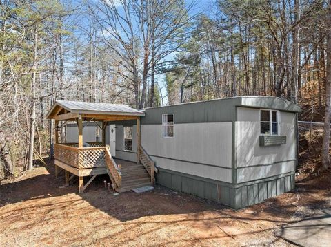 A home in Dawsonville