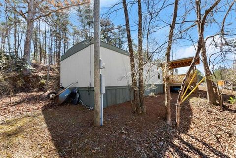 A home in Dawsonville