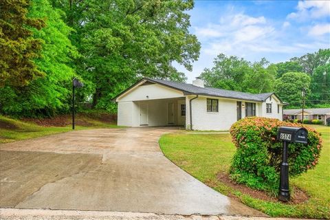 Homes For Sale - 6574 Wendell Circle<br/> Morrow, GA 30260