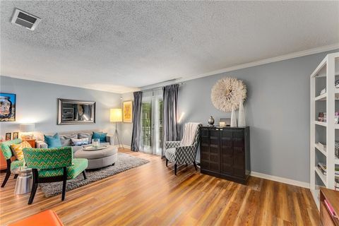 Condominium in Atlanta GA 6900 Roswell Road 2.jpg