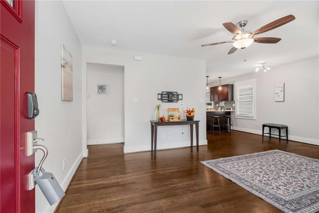 2046 Settle Circle SE