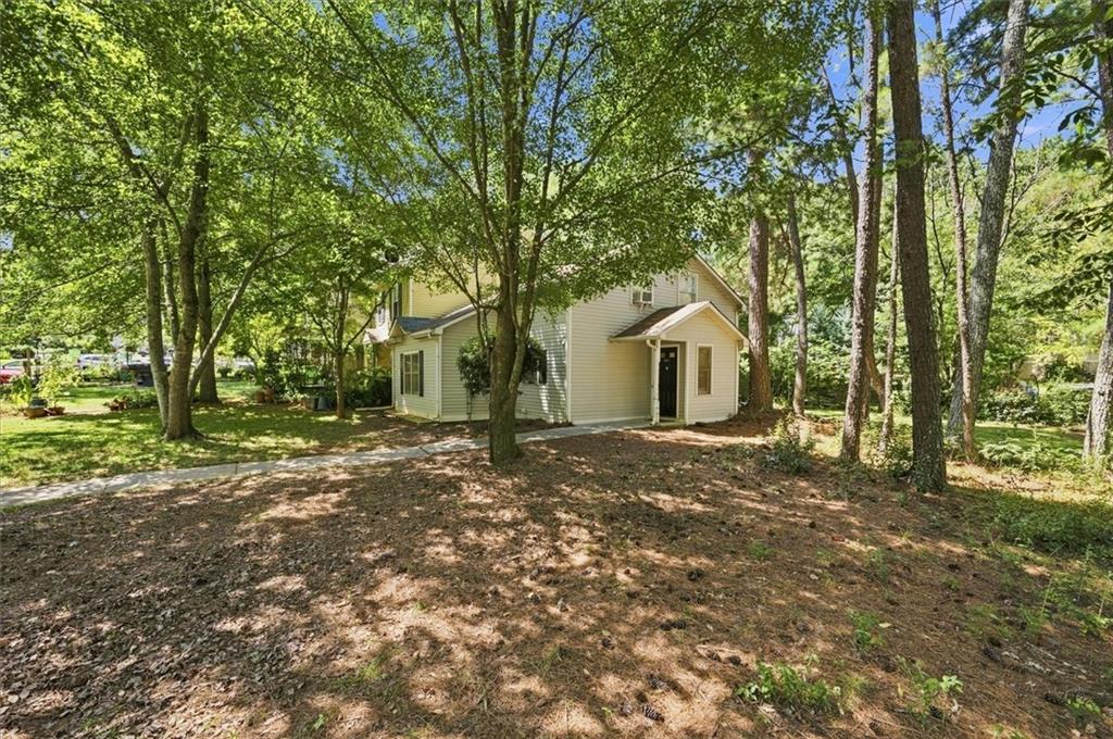 651 Stratford Green Way