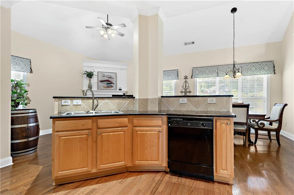 2900 Sutton Place, Conyers, Georgia image 11