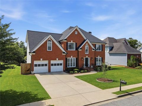 Homes For Sale - 200 Finsbury Park Court<br/> Suwanee, GA 30024