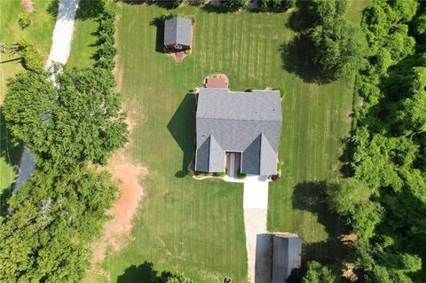 A home in Hiram