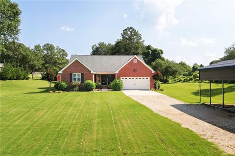 A home in Hiram